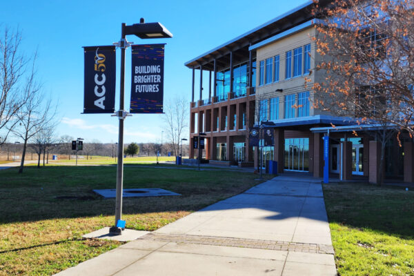 College Campus Signage | Light Pole Banners and Brackets