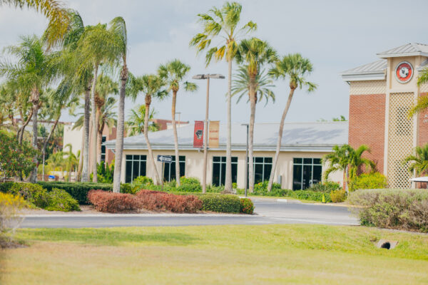 Florida Tech Banner Saver Campus Shot