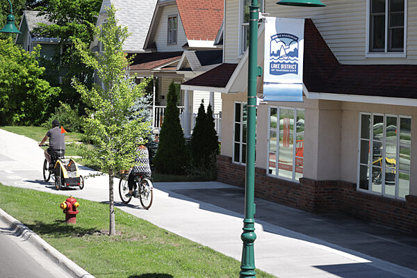 Street Pole Banners for Citires | Banner Saver Banners and Brackets